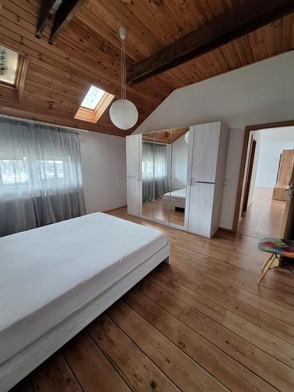 Apartament cu 2 camere semidecomandat în Dumbrăvița