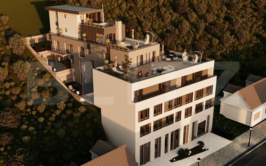 Apartament cu 3 camere semidecomandat în Central