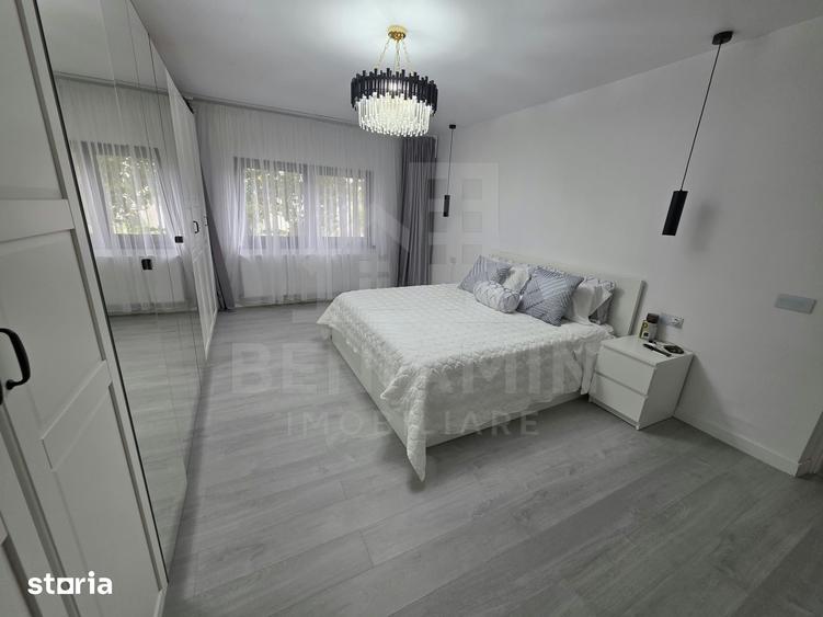 Casă cu 4 camere cu Teren 1191 Mp în Romanești