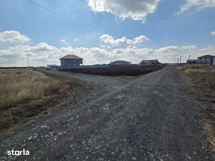 Teren de 609 mp, în Remetea Mare