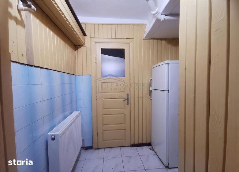 Apartament cu 2 camere nedecomandat în Central