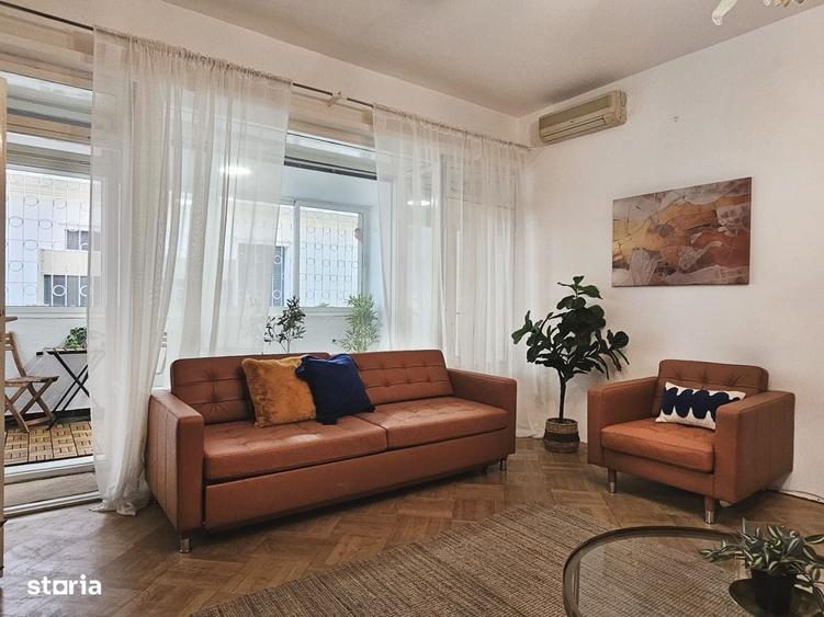 Apartament cu 4 camere semidecomandat în Capitale