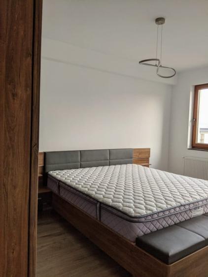 Casă cu 4 camere cu Teren 300 Mp în Borhanci