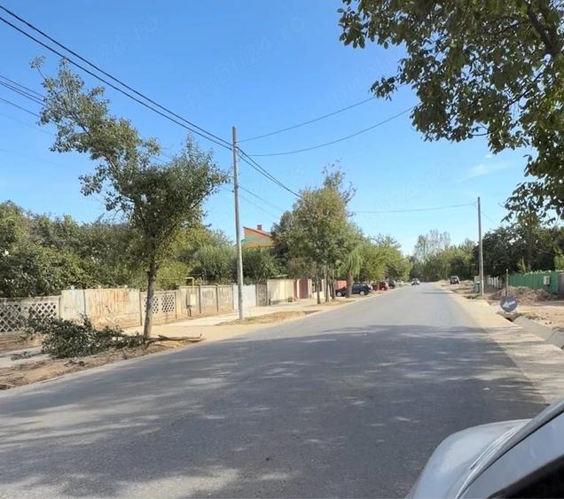 Teren de 835 mp, în Central