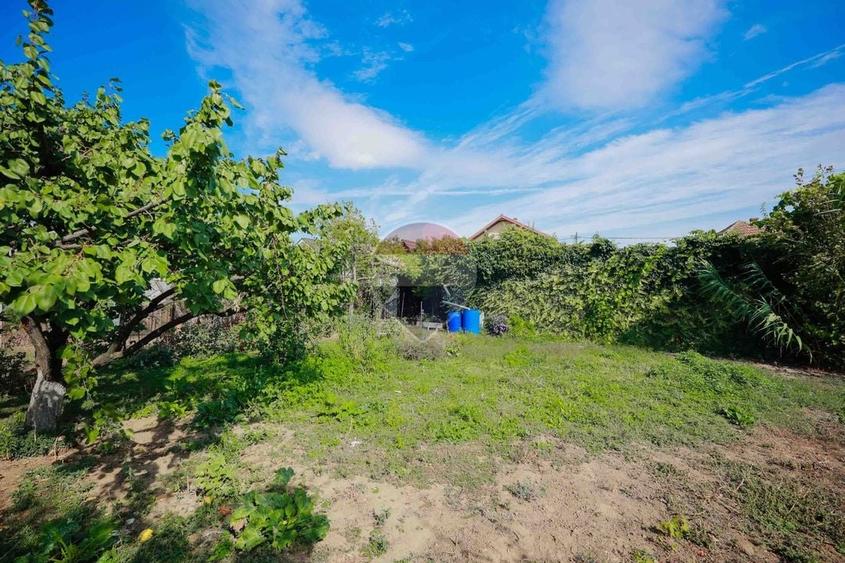 Casă individuală cu 7 camere cu Teren 771 Mp în Sântandrei