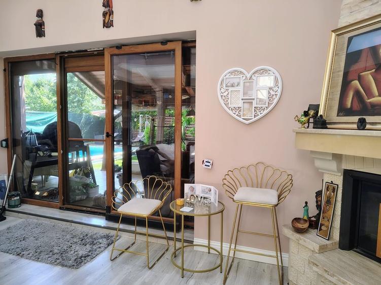 Casă individuală cu 4 camere cu Piscina în Corbeanca