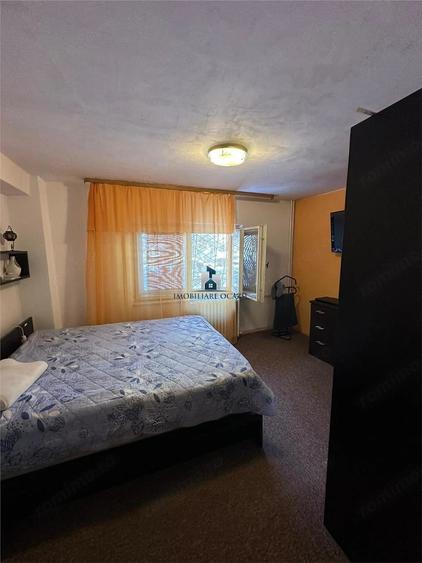 Apartament cu 4 camere decomandat în Berceni