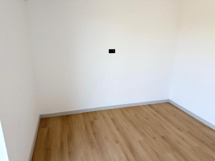 Apartament cu 2 camere decomandat în Lipovei