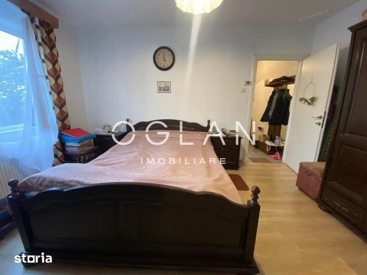 Apartament cu 3 camere, mobilat în Vasile Aaron