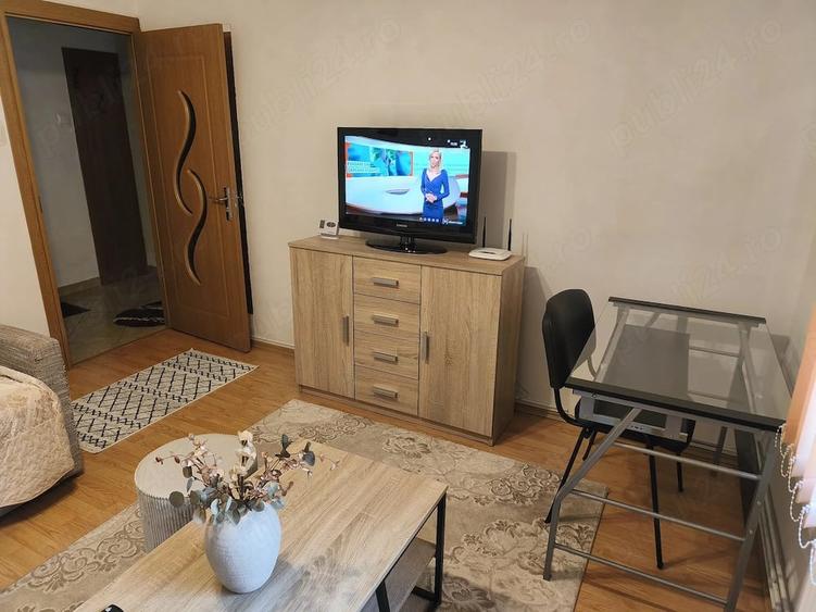 Dau in chirie garsoniera amenajata confort I la parter in bloc cu 4 etaje in cart. Dambul Pietros. - 10