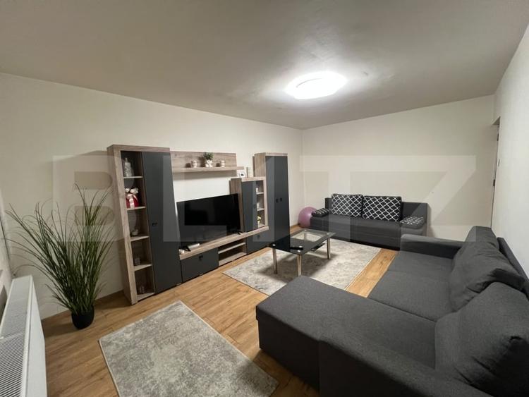 Apartament cu 2 camere decomandat, mobilat în Rovine