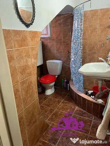 Casă cu 4 camere cu Teren 746 Mp în Nojorid