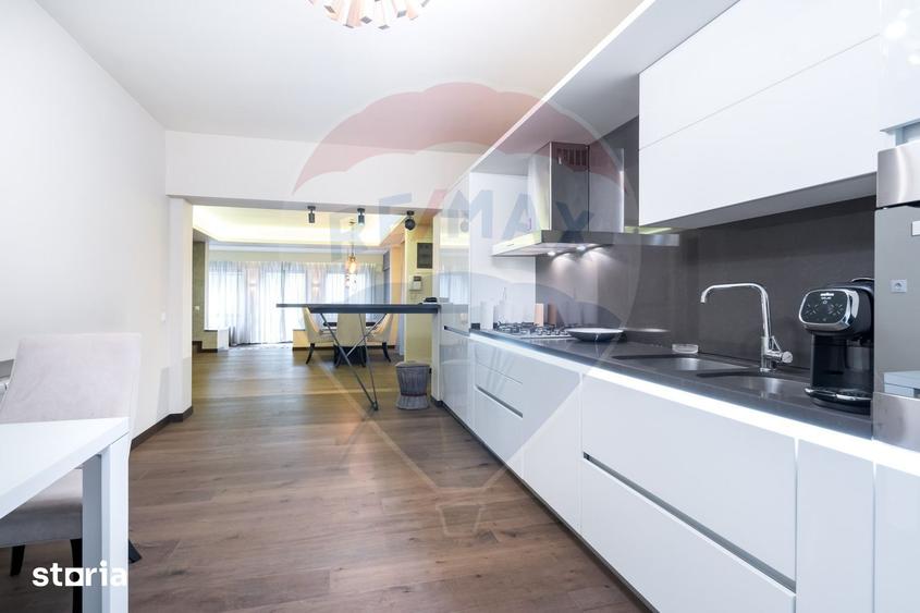 Casă cu 6 camere cu Teren 460 Mp în Dămăroaia