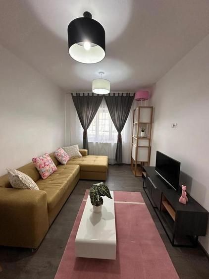 Casă cu 2 camere cu Teren 150 Mp în Central