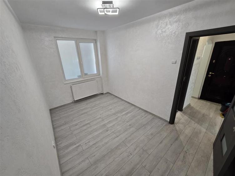 Spațiu comercial, de 60 mp, în Centrul Civic