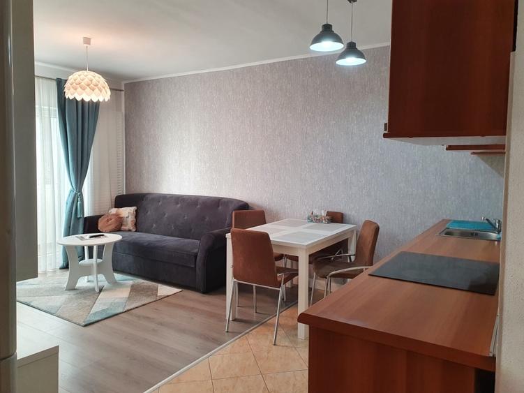 Apartament cu 2 camere decomandat, mobilat în Florești