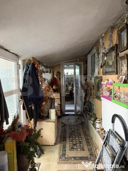 Casă cu 2 camere cu Teren 777 Mp în Breasta