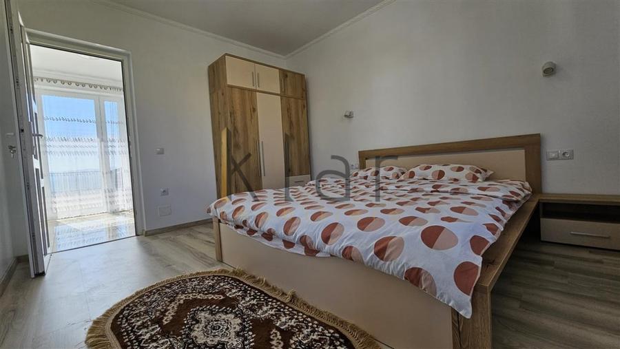 Casă individuală cu 6 camere cu Garaj în Iris