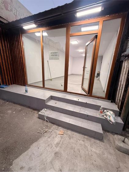 Spațiu comercial, de 25 mp, în Central