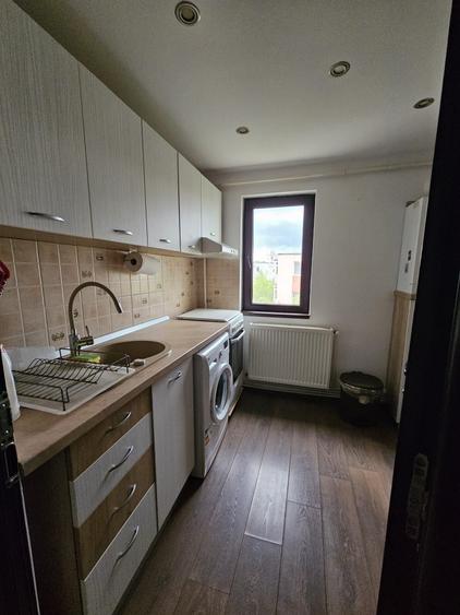 Apartament cu 2 camere decomandat în Băceni