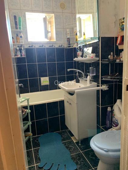 Vand apartament in Carei, jud Satu Mare.