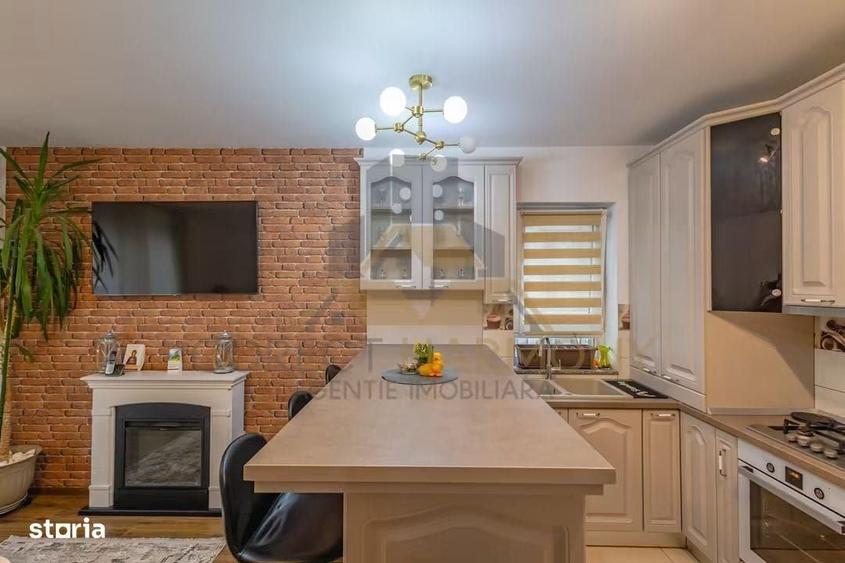Apartament cu 3 camere decomandat în Sud