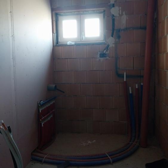 Casă individuală cu 3 camere cu Teren 413 Mp în Micești