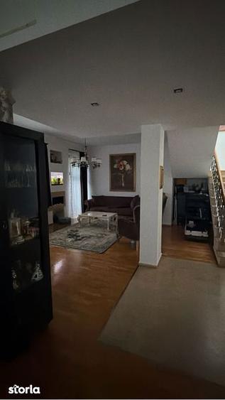 Casă cu 4 camere cu Teren 244 Mp în Central