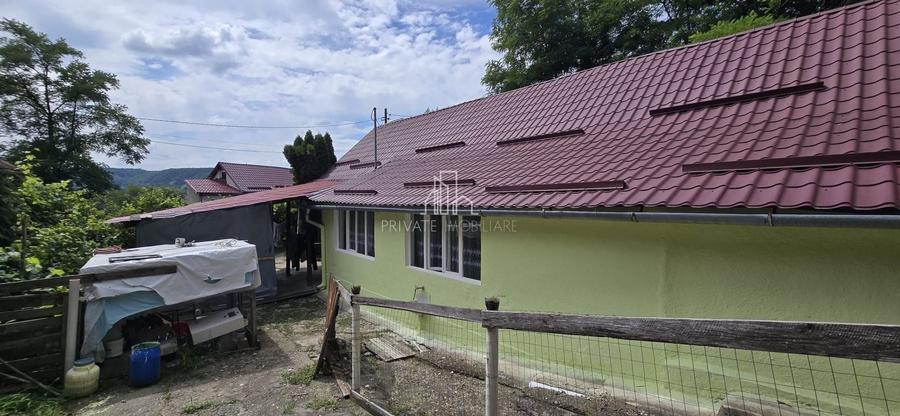 Casă individuală cu 2 camere cu Canalizare în Central