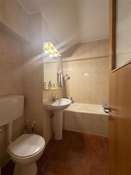 Apartament cu 2 camere decomandat, mobilat în Brâncoveanu