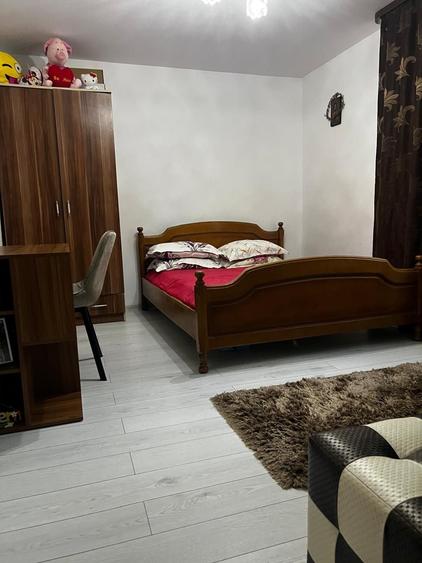 Apartament cu 2 camere decomandat în Stâlpu