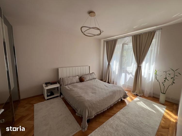 Apartament cu 2 camere decomandat în Podgoria