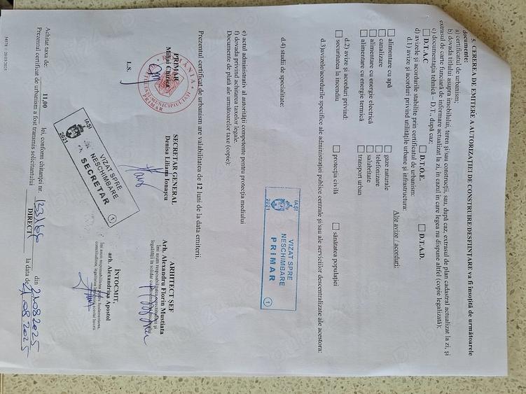 Casă cu 3 camere cu Teren 550 Mp în Central