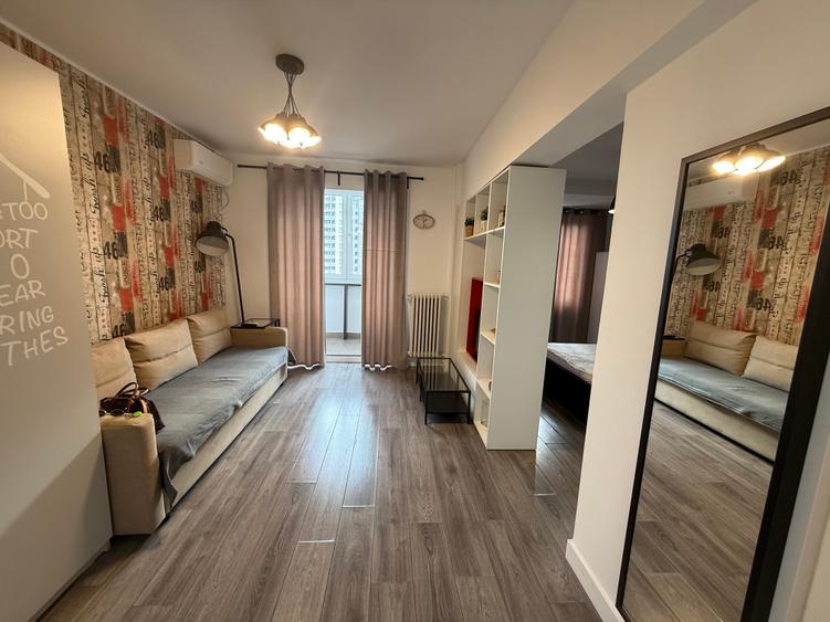 Apartament cu 2 camere semidecomandat în P-ța Unirii