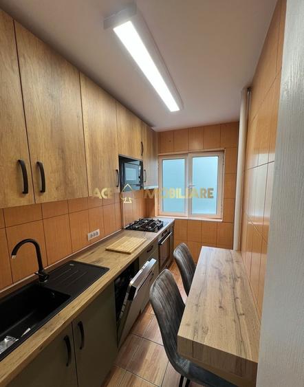 Apartament cu 2 camere decomandat, mobilat în Brâncoveanu