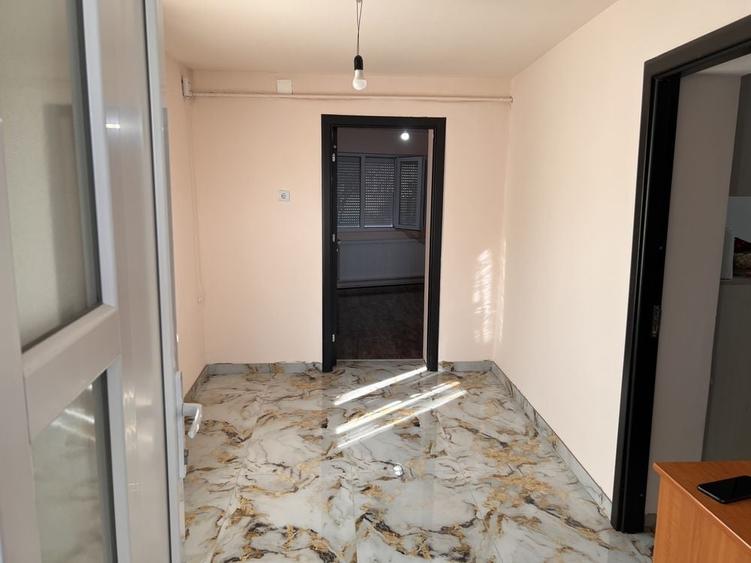 Casă cu 2 camere în Central