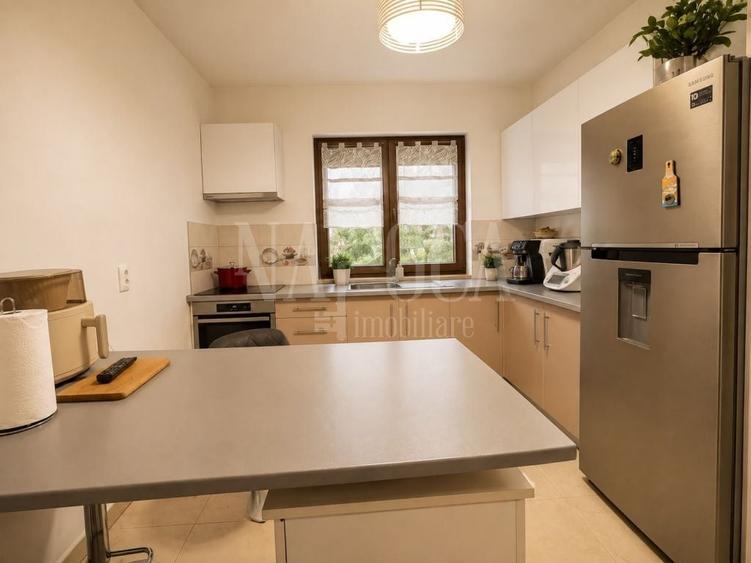 Duplex cu 4 camere cu Canalizare în Florești