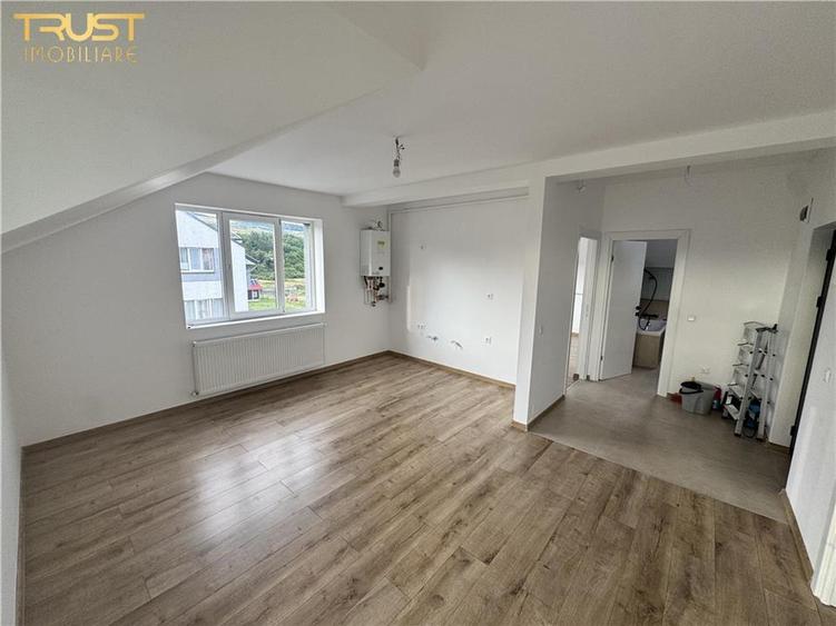 Apartament cu 2 camere semidecomandat în Florești