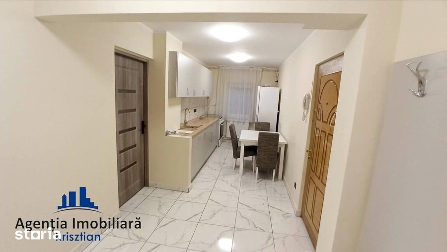 Apartament cu 3 camere decomandat în Micro 17