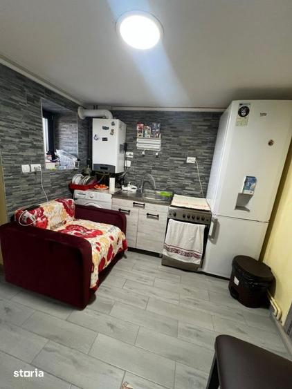 Casă cu 2 camere cu Teren 468 Mp în Central