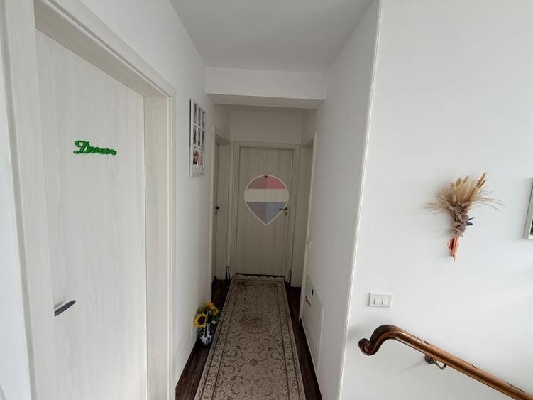 Duplex cu 4 camere cu Teren 200 Mp în Theodor Pallady