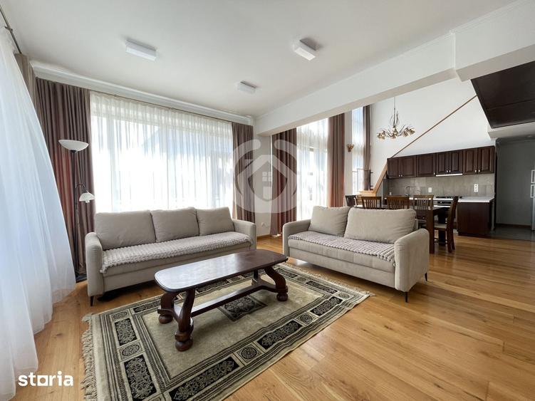 Apartament cu 4 camere în Central