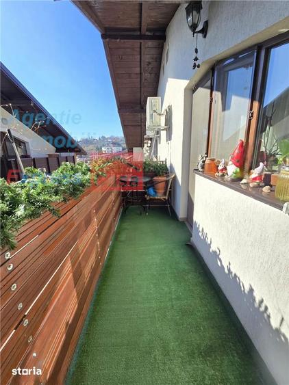 Apartament cu 3 camere, mobilat în Bucium