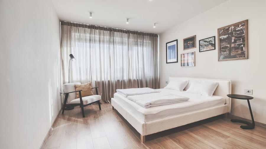 Apartament cu 2 camere decomandat în Dacia