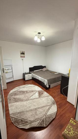 Apartament cu 2 camere decomandat în Berceni