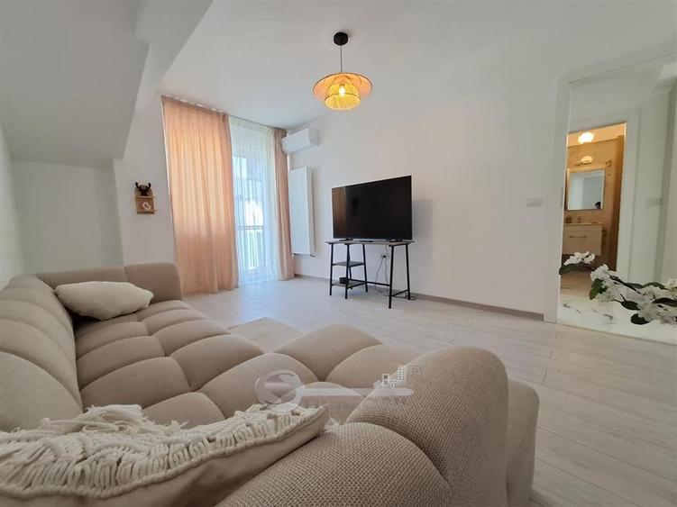 Apartament cu 2 camere decomandat, mobilat în Cug