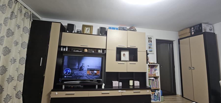 Apartament cu 3 camere decomandat în Nord