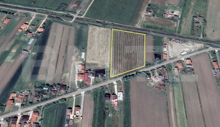 Teren Construcții intravilan de 11500 mp, în Exterior Vest