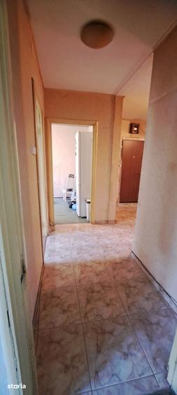 Apartament cu 4 camere decomandat în Ozana