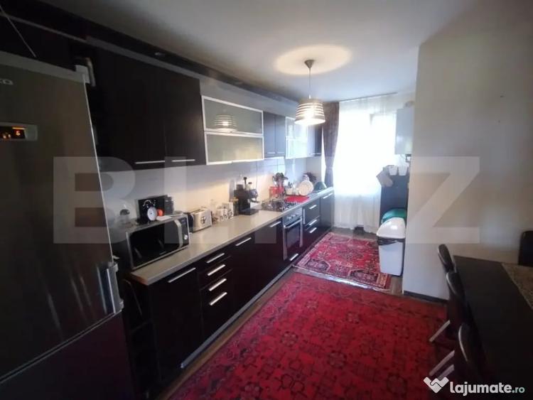 Casă cu 6 camere cu Teren 400 Mp în Unirea